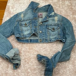 Crop denim jacket